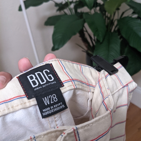 BDG checker wide legged pant - Picture 3 of 3